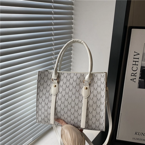 Damen Monogramm Tote Tasche PU Leder Buchstabe M Druck Große Kapazität Handtasche Mit Verstellbarem Schultergurt Klassisch