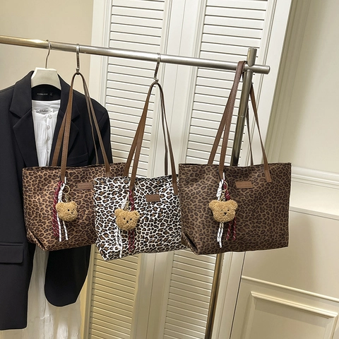 Damen Leopard Print Tote Bag Große Kapazität Polyester Schultertasche Mit Plüschbär Anhänger Mode Achsel Handtasche
