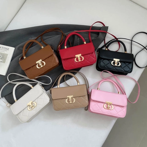 Elegante Borsa a Mano da Donna in Pelle PU Trapuntata Piccola Borsa a Tracolla Quadrata con Fibbia in Metallo per Ufficio Quotidiano