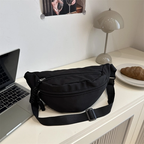 Women Oxford Cloth Crossbody Chest Bag Simple Fashion Dumpling Shape Waist Bag With Adjustable Strap For Daily Travel