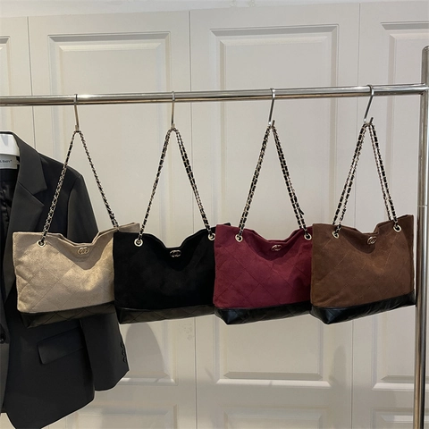 Bolso Tote de Gamuza Acolchado Vintage para Mujer Con Correa de Cadena Metálica Bolso de Hombro Retro Color Block Gran Capacidad
