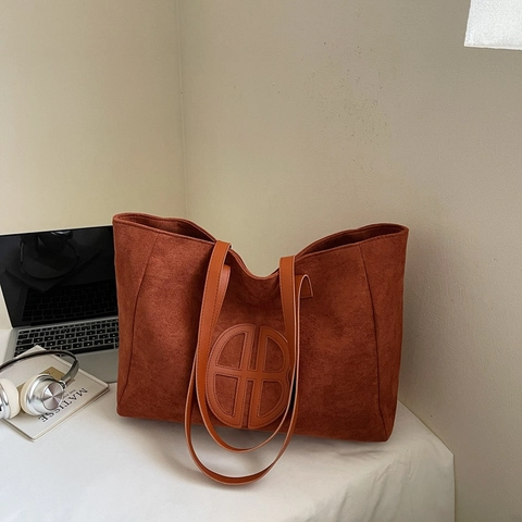 Large Suede Tote Bag Minimalist Commuter Shoulder Handbag Retro Round Logo For Women
