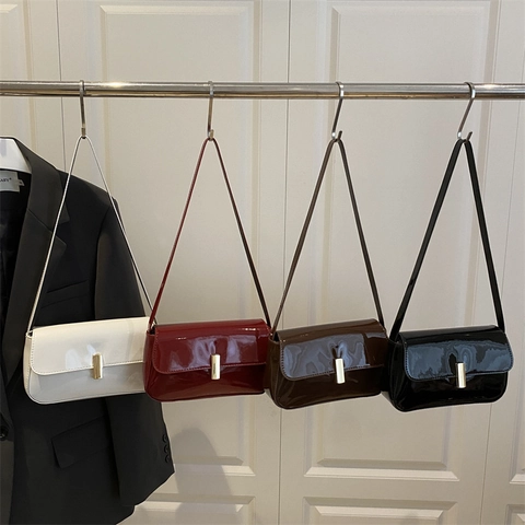 Vrouwen Lakleer Schoudertas Vintage Onderarmtas Glanzende Vierkante Tas Met Metalen Slot Minimalistische Handtas Straattrend