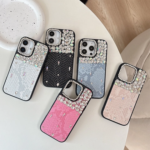 Luxe Strass Smartphone Hoesje Slangenleer PU Leer Textuur Hard Plastic Cover Voor Dames Glinsterende Edelsteen Schelp