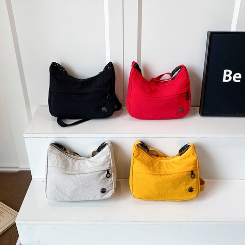 Borsa a Tracolla Unisex in Nylon Impermeabile Forma Mezzaluna Borsa a Spalla per Quotidiano Casual Streetwear Viaggio