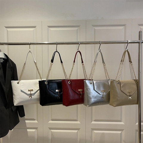 Women High Quality PU Leather Square Bag With Gold Chain Strap And Deer Pendant Elegant Shoulder Handbag Daily Tote Bag