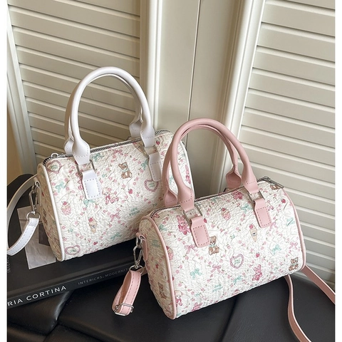 Sac Boston Imprimé Ours Dessin Animé Doux Sac À Main Cylindre Matelassé Avec Bandoulière Kawaii Sac À Bandoulière Polyvalent