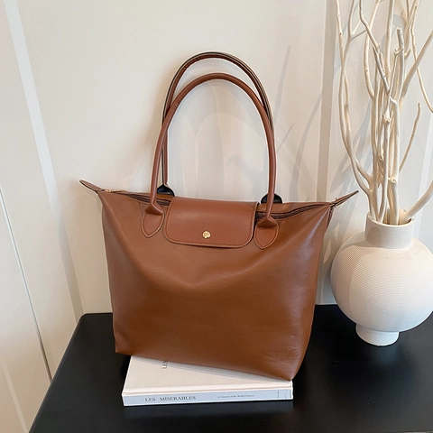 Bolso Tote Grande De Cuero PU Para Mujer Color Sólido Bolso De Hombro Para Viaje Con Solapa A Presión Y Cremallera