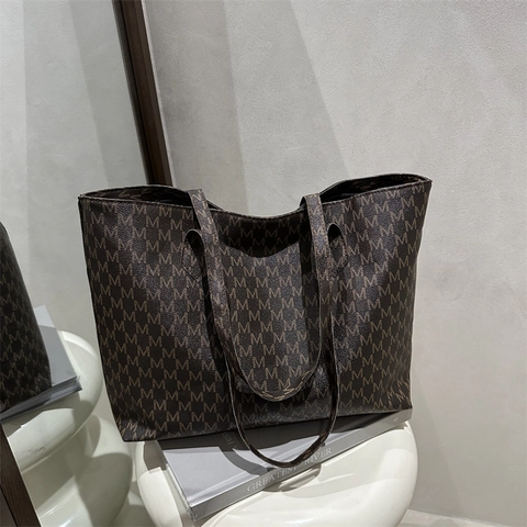 Γυναικεία Τσάντα Tote Μεγάλης Χωρητικότητας Με Μονόγραμμα Γράμμα Τσάντα Ώμου Από Τεχνητό Δέρμα Για Γραφείο Καθημερινή Retro Chic