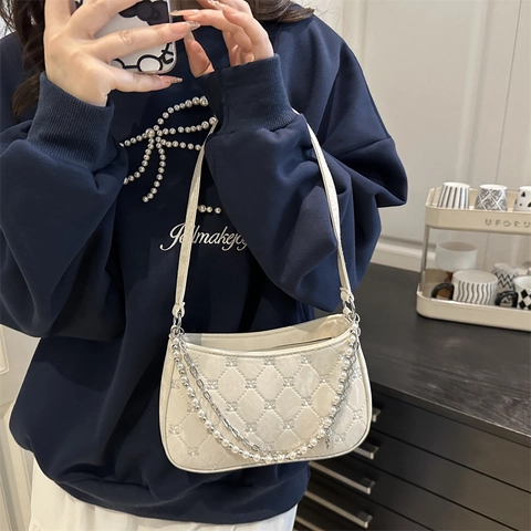 Women Quilted Underarm Bag Artificial Pearl Metal Chain Decor Glossy PU Leather French Vintage Elegant Shoulder Handbag