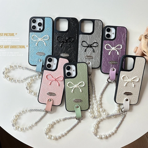 Bow Leather Phone Case For iPhone 16 17 Pro Max Artificial Pearl Wrist Strap Chain Wrinkled Texture Polka Dot Fashion Style Women