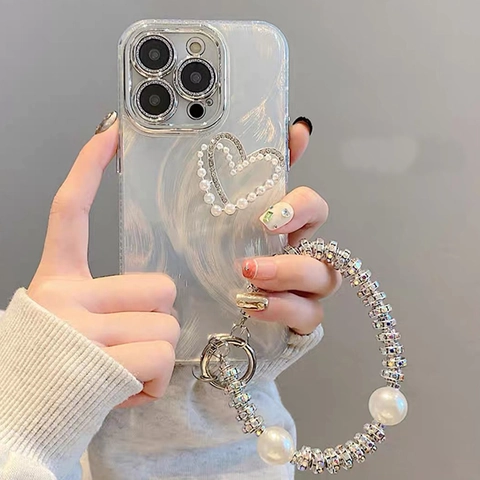 Luxury Artificial Pearl Heart Case For IPhone 17 16 15 14 13 12 Pro Max Rhinestone Double Heart Shockproof Hard Shell Cover Artificial Pearl Bracelet