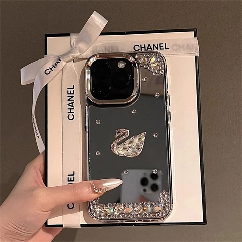 Luxury Rhinestone Swan Phone Case Mirror Electroplated Soft PC Protective Cover For iPhone Women Elegant High End Decor