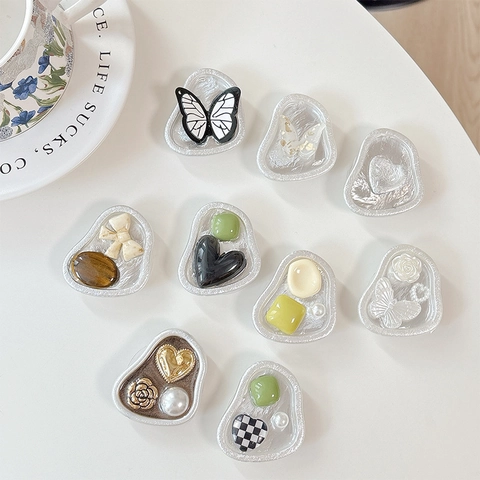 Soporte De Agarre De Cojín De Aire Para Teléfono Móvil De Resina Irregular Corazón Mariposa Patrón De Flores Para Teléfono
