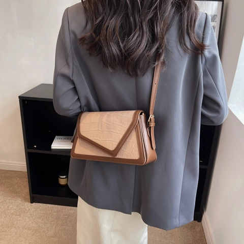 Borsa Tracolla Donna Effetto Coccodrillo Colore Contrasto Pelle PU Patta Asimmetrica Retro Vintage Elegante