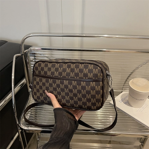 Sac Bandoulière Appareil Photo Femme Cuir PU Monogramme Lettre M Bandoulière Réglable Style Vintage Chic Fermeture Éclair