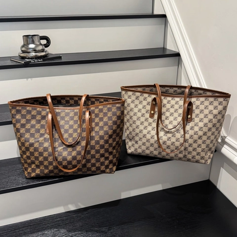 Damen Große Tragetasche PU Leder Monogramm Schachbrettmuster Schultertasche Retro Minimalistisch Alltags Handtasche