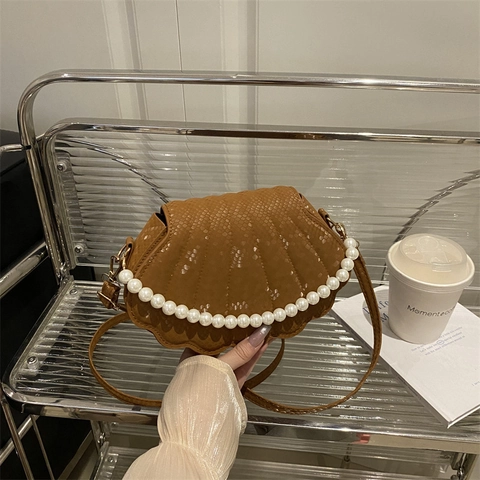 Women Shell Shape PU Leather Shoulder Bag With Artificial Pearl Handle Fashion Snake Pattern Crossbody Bag Elegant Handbag Small Satchel