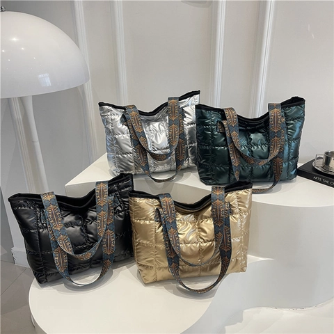 Women Quilted Padded Tote Bag Metallic Puffer Handbag Large Capacity Ethnic Style Wide Strap Casual Fashion Shoulder Bag