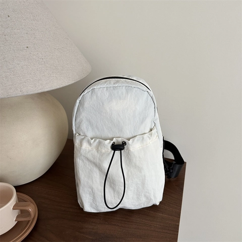 Bolso De Pecho De Nailon Arrugado Ligero Casual Bandolera Crossbody Con Bolsillo De Cordón Correa Ajustable Para Mujer Viaje