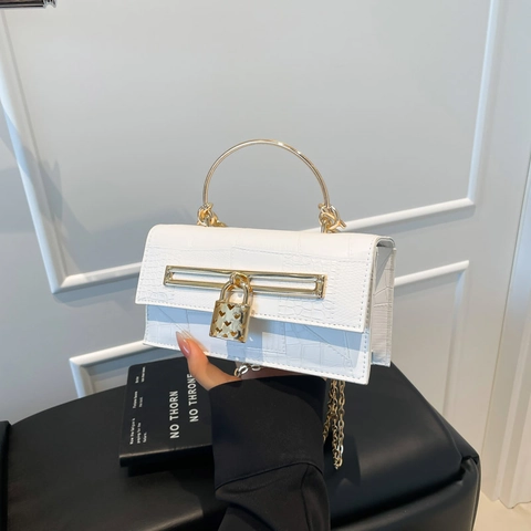 Crocodile Embossed PU Leather Small Square Handbag Heart Shaped Lock Gold Metal Handle Chain Strap Fashion Crossbody Bag