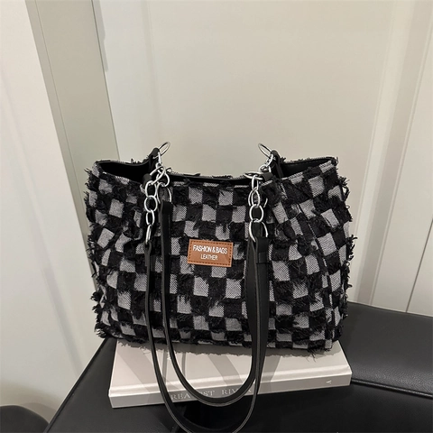 Mode Denim Schaakbord Tote Bag Grote Capaciteit Schoudertas Met Gerafelde Randen Metalen Ketting Voor Vrouwen Woon-Werkverkeer