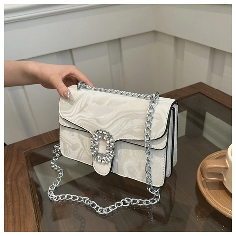 Sac À Bandoulière En Cuir PU Texture Marbre Élégant Boucle En Strass Petit Sac Carré Avec Chaîne Argentée Pour Femmes Style Vintage