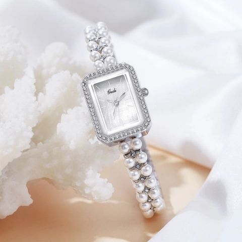 Women Quartz Watch Elegant Artificial Pearl Strap Rhinestone Rectangular Mother Of Artificial Pearl Dial Waterproof Fashion Luxury