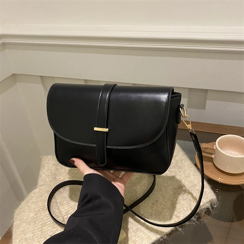 Minimalist PU Leather Square Crossbody Bag For Women Retro Elegant Flap Shoulder Bag With Gold Hardware Adjustable Strap