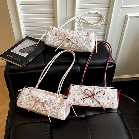 Women Sweet Underarm Bag Cartoon Bear Print Jacquard Polyester Fabric Bow Decor Heart Pendant Baguette Bag Girly
