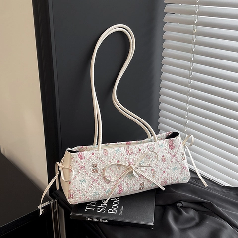 Women Sweet Underarm Bag Cartoon Bear Print Jacquard Polyester Fabric Bow Decor Heart Pendant Baguette Bag Girly