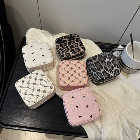 Koreaanse Stijl PU Leer Mini Vierkante Make-uptas Draagbare Sieraden Opbergtas Vrouwen Reizen Dagelijks Gebruik Zakje