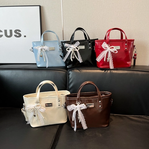 Sac À Main Femme En Cuir Verni PU Brillant Sac À Bandoulière Avec Nœud En Dentelle Et Künstliche Perles Style Coréen Doux