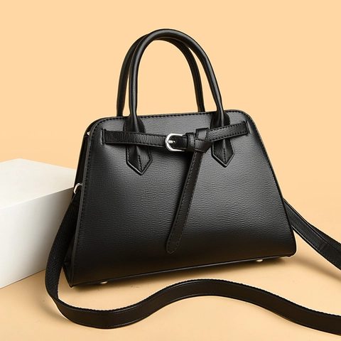 Bolso De Mano Para Mujer De Cuero PU Texturizado Bolso De Hombro Trapezoidal Con Hebilla De Cinturón Y Correa Desmontable