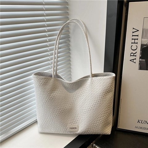 Große Damen Tote Bag Aus PU-Leder Mit Gewebter Textur Lässige Pendler Schultertasche Mit Mode-Label