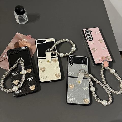 Custodia Pieghevole In Pelle PU Per Telefono Con Fiocco Di Künstliche Perle Cuore Decorativo E Grande Catena Da Polso In Künstliche Perle Per Donne