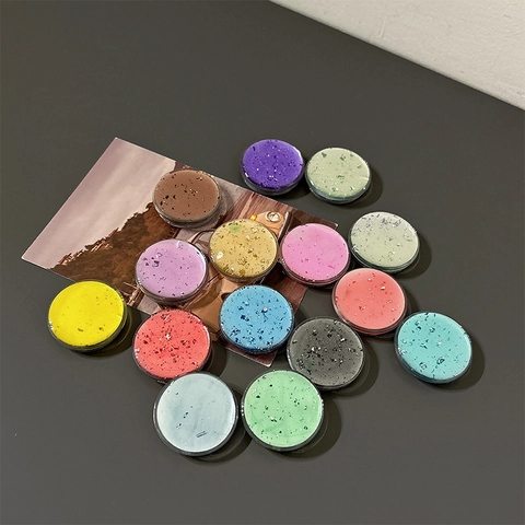 Circular Mobile Phone Grip Tok Foldable Expanding Stand Holder Resin Silver Foil Glitter Chic Artistic Phone Accessory