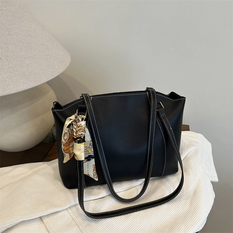 Grand Sac Cabas En Similicuir Souple Vintage Avec Surpiqûres Contrastées Et Foulard En Satin Pour Femmes