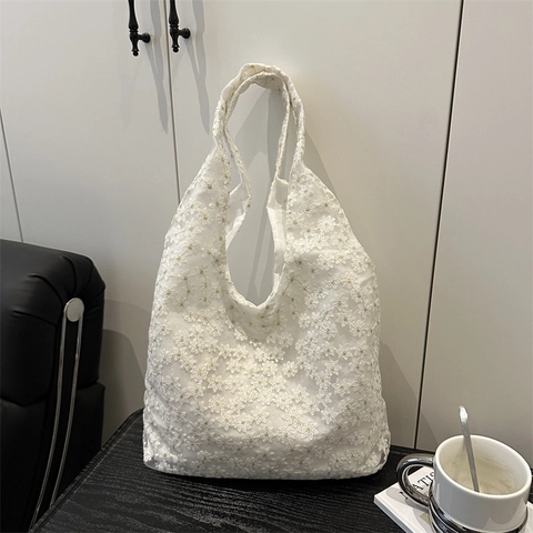 Damen Weiß Spitze Bestickt Blumen Tote Bag Große Kapazität Durchbrochene Schultertasche Französischer Vintage Stil