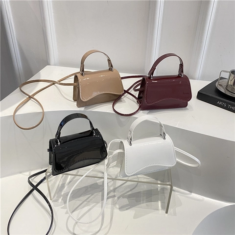 Borsa a Tracolla Mini in Vernice da Donna Vintage Lucida in PU Borsa Squadrata Piccola Con Manico Superiore per Uso Quotidiano
