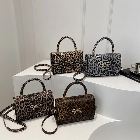 Bolso de Mano con Estampado de Leopardo para Mujer Cuero PU Bolso Cuadrado Pequeño Con Hebilla de Lazo Dorada Bolso de Hombro Moda para Diario