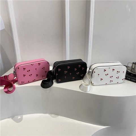 Dames Crossbody Tas Met Kersenprint PU Leer Brede Schouderband Rits Camera Tas Zoet Casual Mini Vierkante Tas