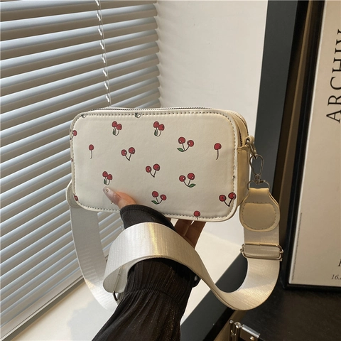 Dames Crossbody Tas Met Kersenprint PU Leer Brede Schouderband Rits Camera Tas Zoet Casual Mini Vierkante Tas