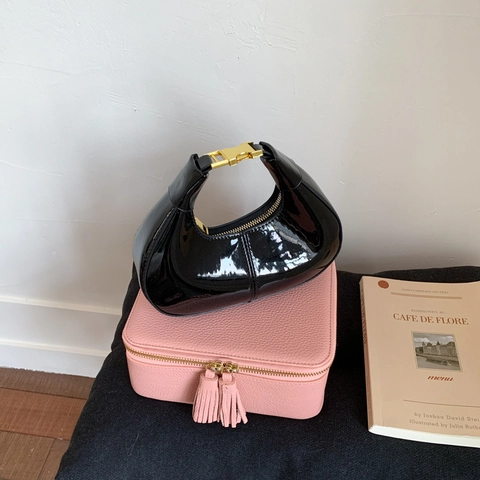 Women Patent PU Leather Crescent Bag Glossy Solid Color Hobo Shoulder Crossbody Trendy Minimalist Fashion Handbag