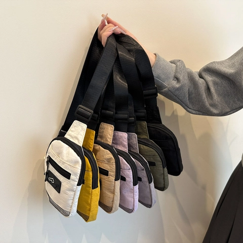 Minimalistische Nylon Crossbody Tas Kleine Streetwear Borsttas Met Verstelbare Riem Multi Pocket Schouder Telefoontasje
