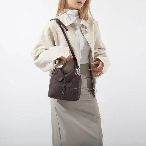 Kreative Handtasche In Hemdform Mit Abnehmbarem Gurt Lychee Grain PU Leder Umhängetasche Für Damen Mode Neuheit Tasche