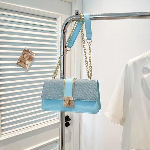 Women Shoulder Bag PU Leather Woven Patchwork Square Baguette Bag With Metal Chain Strap And Twist Lock Trendy Fashion