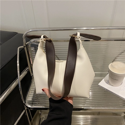 Borsa Hobo A Mezzaluna In Pelle PU Da Donna Tracolla A Contrasto Regolabile Borsa A Spalla Minimalista