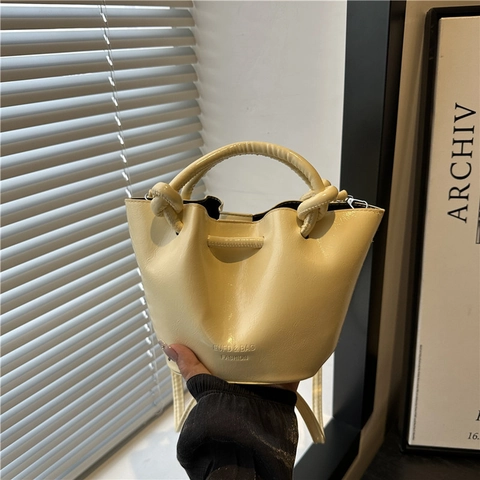 Pleated Bucket Bag Women Shiny PU Leather Shoulder Crossbody Handbag With Knot Handle Minimalist Summer Fashion Accessory