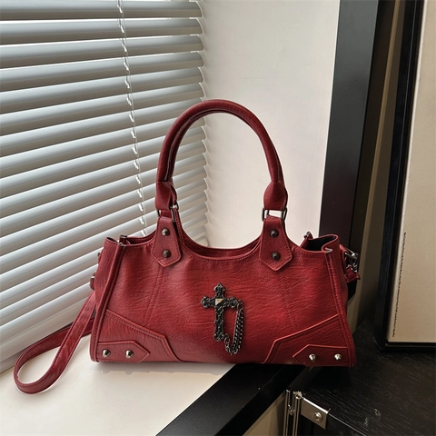 Borsa A Tracolla Da Moto In Pelle PU Da Donna Pendente Croce Gotica Rivetto Catena Decor Borsa A Mano